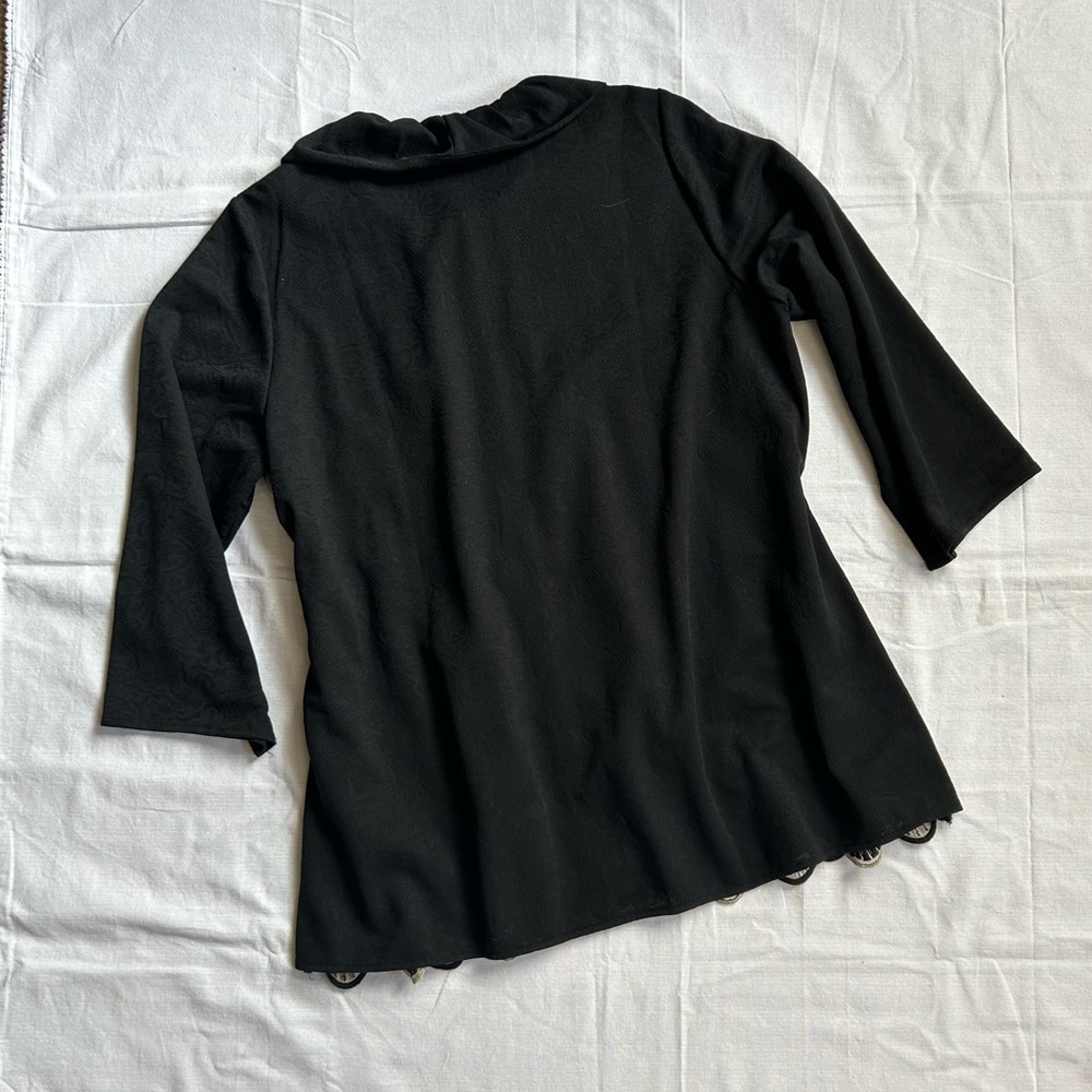 Vintage | Lady Noiz Gold and Black Flower Embroidered Formal Blouse - Picture 5 of 9